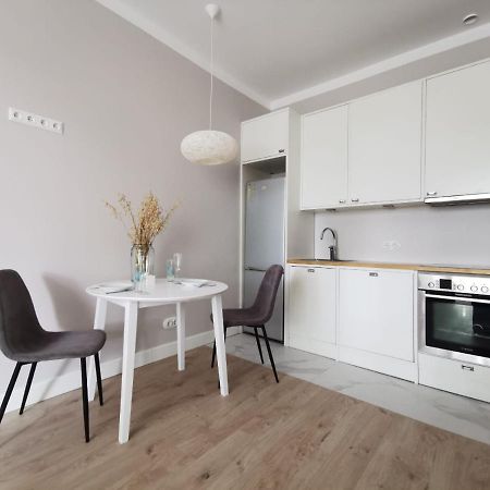 Tolstoi Scandinavian 1 Bedroom Apartment + Free Parking Tartu Dış mekan fotoğraf
